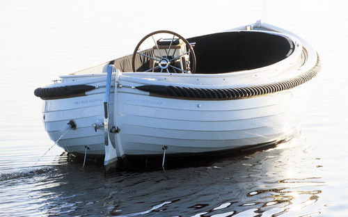 舷内敞开艇 - SLOEP 20  - Neil Marine (Pvt) Ltd - 中央控制台 / 传统型 / 日光浴