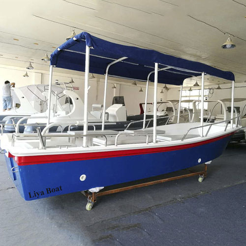 舷外敞开艇 - SW580B - Qingdao Lian Ya Boat Co.,Ltd. - 用于钓鱼 / 玻璃纤维 / 最多容纳 8 人