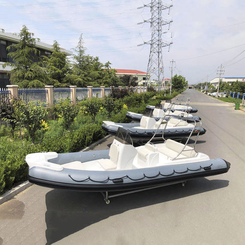 舷外充气艇 - 5.2M-8.3M - Qingdao Lian Ya Boat Co.,Ltd. - 汽油 / 双引擎 / RIB