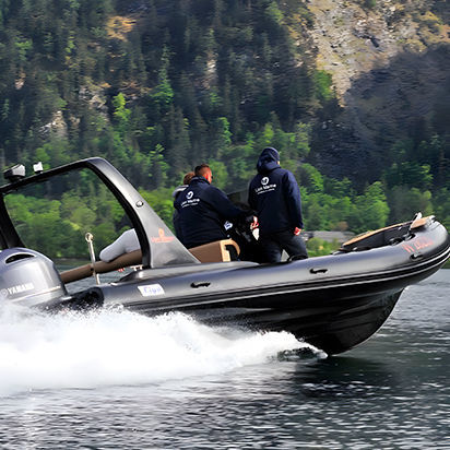 舷外充气艇 - 660 - Qingdao Lian Ya Boat Co.,Ltd. - 汽油 / RIB / 中央控制台