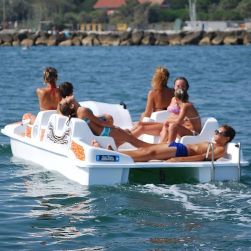 6人座脚踏船 - Capri Motorò - CNA Centro Nautico Adriatico - 塑料