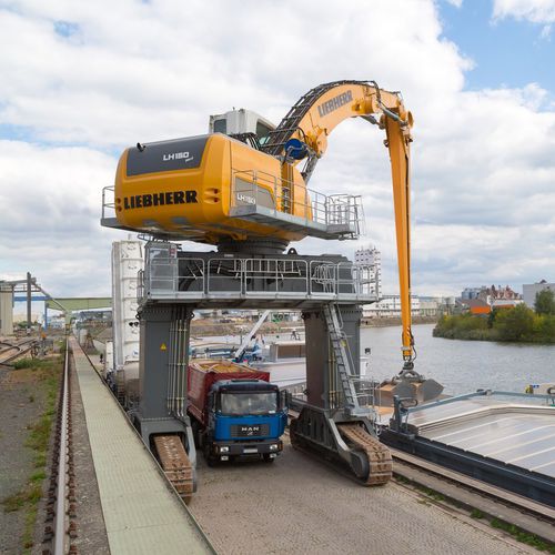 港口起重机 - LH 50 C / LH 110 C / LH 150 C - Liebherr-International Deutschland - 关节型 / 履带式