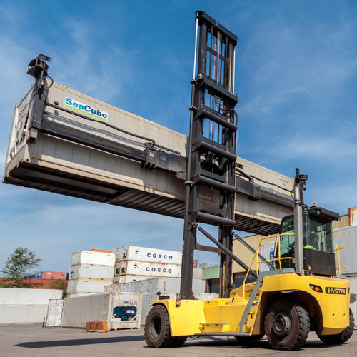 空集装箱运输车 - H8XD-EC6 - H11XD-ECD9 - Hyster - 侧面吊具