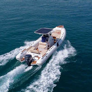 舷外充气艇 - OP850 - Tiger Marine - 双引擎 / 半硬式 / 中央控制台