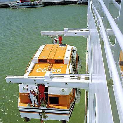 船舶吊艇架 - D-TT.SP.240 - d-i davit international-hische GmbH - 液压 / 伸缩
