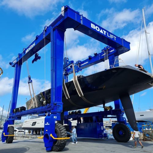 遥控船艇搬运机 - BL160TL-90°RC - BOAT LIFT - 全轮转向 / 重载 / 提升