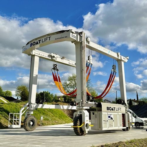遥控船艇搬运机 - BL55TLEH-90°DSC - BOAT LIFT - 电动