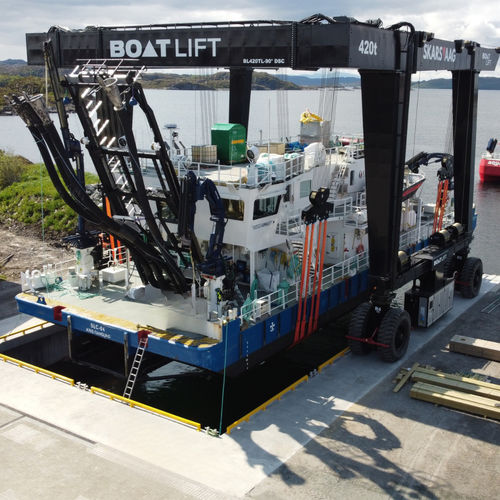遥控船艇搬运机 - BL420TL-90°DSC - BOAT LIFT - 全轮转向 / 重载 / 提升