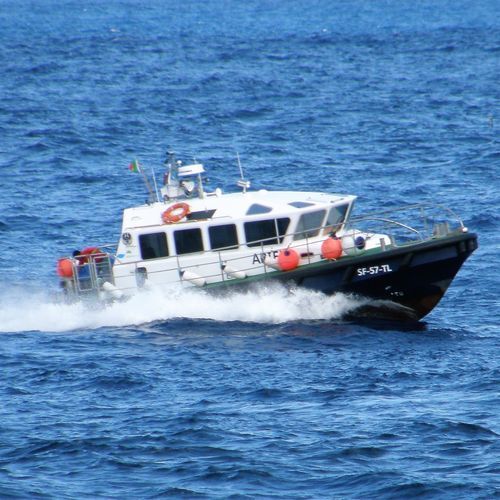 客船专业船 - 12 - Estaleiros Navais de Peniche - 舷内 / GRP