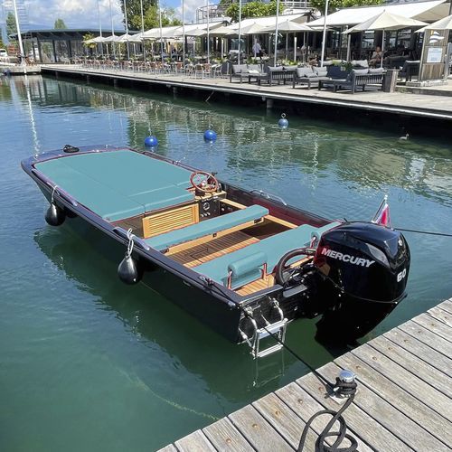 舷外敞舱船 - 17 - Black Pepper Yachts - 排水船体 / 开放式 / 侧边控制台