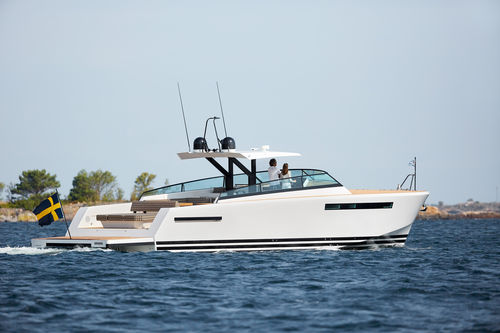 巡游机动游艇 - 60  - Delta POwerboats - 开放式 / IPS POD / 3舱
