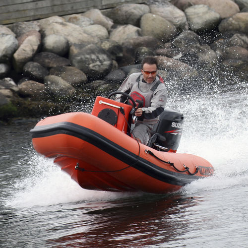 舷外充气艇 - 3.9M MULTI PURPOSE - Tornado Boats - RIB / 开放式 / 骑乘式控制台