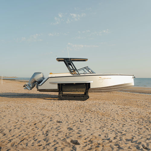 舷外小快艇 - Iguana Yachts - 双引擎 / 滑行船身 / 双控制台