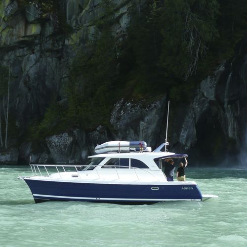 舱房双体游艇 - C90 - Aspen Power Catamarans - 舷内 / 封闭式驾驶舱 / 钓鱼运动