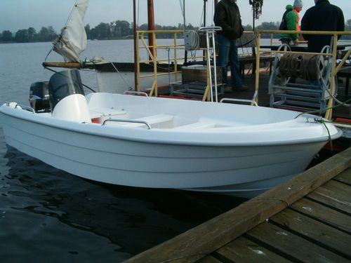 舷外敞开艇 - 480 - Mazury Sp. z o.o.  - 侧边控制台 / 钓鱼运动 / 休闲