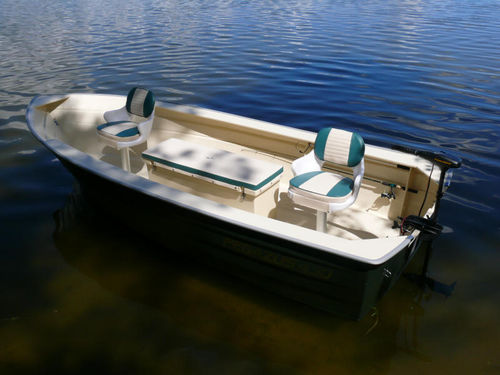 舷外敞舱船 - PEGAZUS 430 Fisher Pro   - Przedsiebiorstwo Uslug Specjalistycznych ''PEGAZUS'' 
