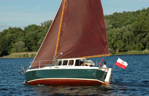 巡游帆船 - 800 - HABER YACHTS Sp. z o.o.  - 5铺位 / 封闭式驾驶舱 / 补助帆桁