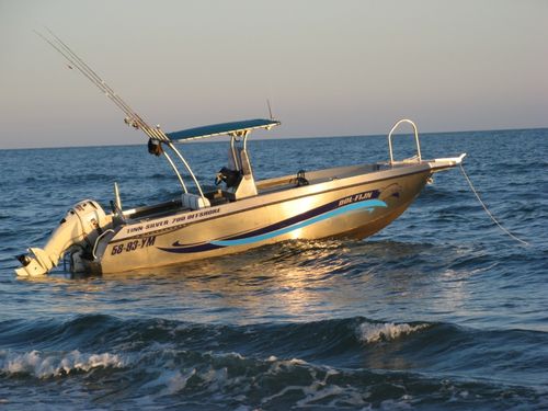 舷外敞开艇 - 700 Offshore - Tinn-Silver aluminium boats - 中央控制台 / 近海 / 钓鱼运动