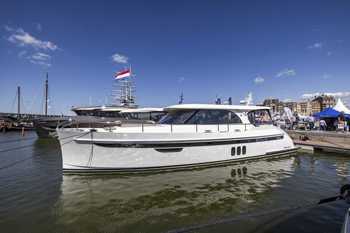 舷内快艇 - 50S LONG RANGE - Steeler Yachts - 柴油 / 硬顶 / 巡游
