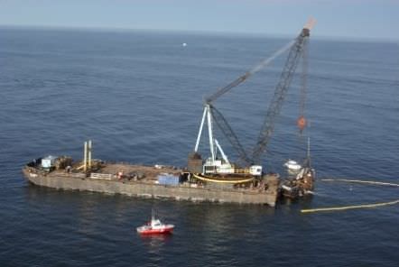 起重驳船 - Columbia NY - Donjon Marine