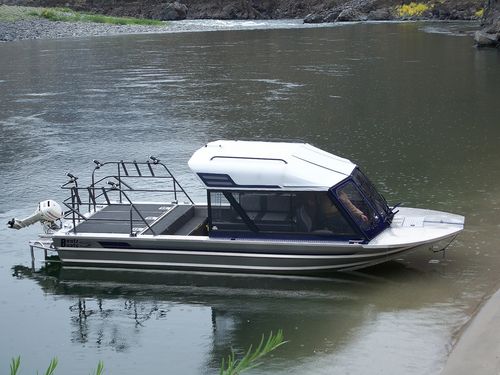 水力喷射休闲钓鱼船 - Riener - Bentz Boats - 舵手室 / 铝制