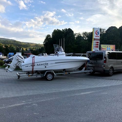 舷外敞开艇 - QX520 - Marine Times Newspaper - 中央控制台 / 休闲 / 最多容纳 6 人