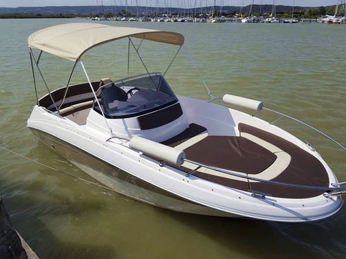 舷外敞开艇 - QX555 - Marine Times Newspaper - 中央控制台 / 休闲 / 最多容纳 7 人