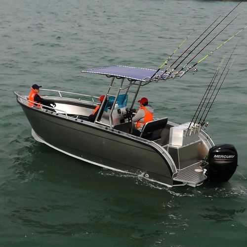 舷外敞开艇 - Seaya 620D - Qing Dao Hvon Boat Co., Ltd. - 中央控制台 / 钓鱼运动 / 巡游