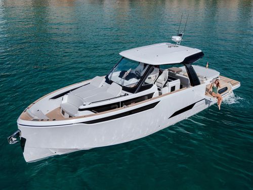 舷内快艇 - 43 ST - Level Exclusive Yachts S.L - 双引擎 / 开放式 / 中央控制台