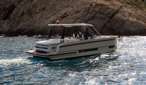 舷内快艇 - D32  - De Antonio Yachts - 双引擎 / 开放式 / 中央控制台