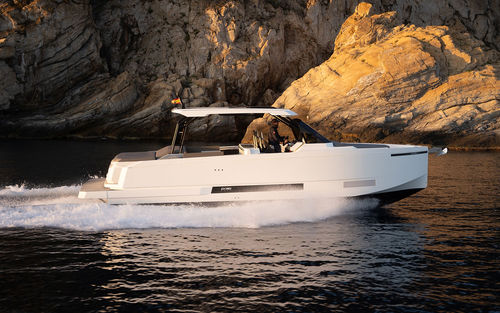 舷内快艇 - D36  - De Antonio Yachts - 双引擎 / 开放式 / 中央控制台