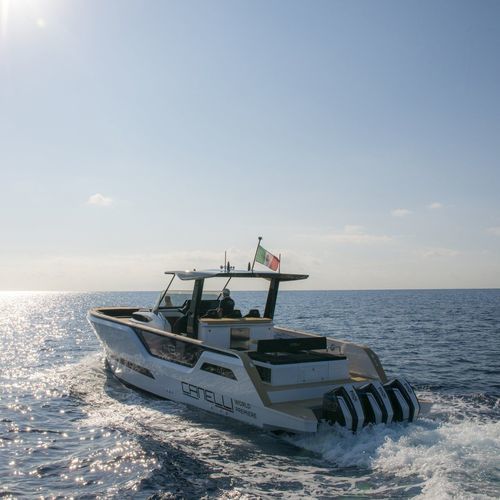 舷外快艇 - 43 - Canelli Yachts s.r.l. - 三引擎 / 开放式 / IPS POD