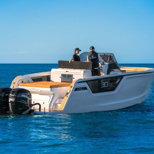 舷外快艇 - 30 - Canelli Yachts s.r.l. - 双引擎 / 开放式 / 中央控制台
