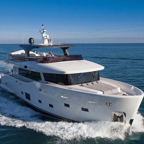 巡游机动游艇 - NOGA - Cantiere Delle Marche - 飞桥