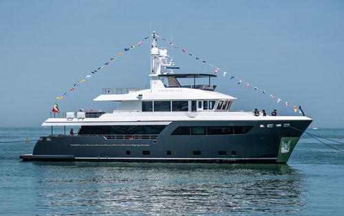 巡游超级游艇 - ARCHIPELAGO - Cantiere Delle Marche - 飞桥