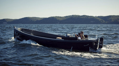 舷内敞舱船 - Admiral 780 - Admiral Boats S.A. - 传统型
