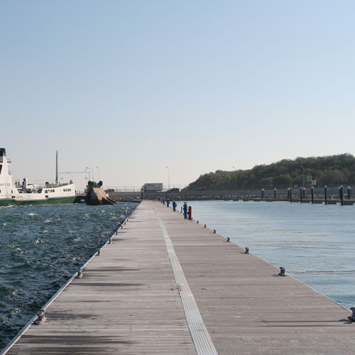 漂浮式防波堤 - QMF series - Lindley Marinas - 钢筋混凝土