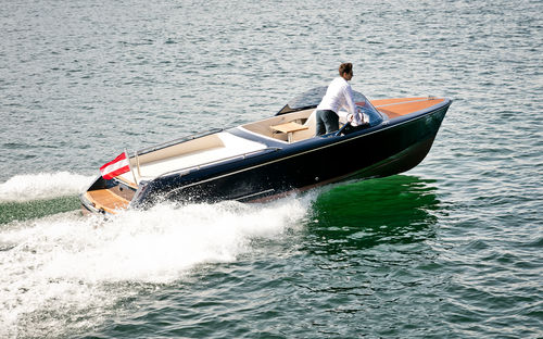 舷内小快艇 - Magic 640 - Boote Marian GmbH - 双控制台 / 开放式 / 软顶