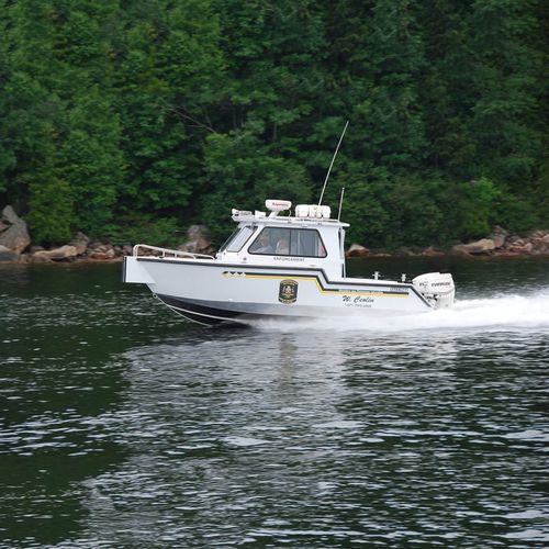 巡逻艇专业船 - 25’ - Stanley Aluminum Boats