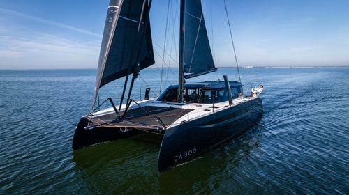 双体船帆船游艇 - 52  - HH CATAMARANS - 巡游 / 3舱 / 补助帆桁