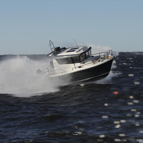 舷内舱房游艇 - 25  - SARGO BOATS / Sarins Batar Oy Ab - 硬顶 / 2舱 / 4铺位