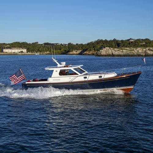 舷内快艇 - COMMUTER 40 - Reliant Yachts - 柴油 / 双引擎 / 硬顶