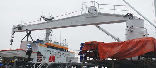 船舶起重机 - PHHC - YMV CRANE AND WINCH SYSTEMS - 船坞 / 铰接 / 伸缩