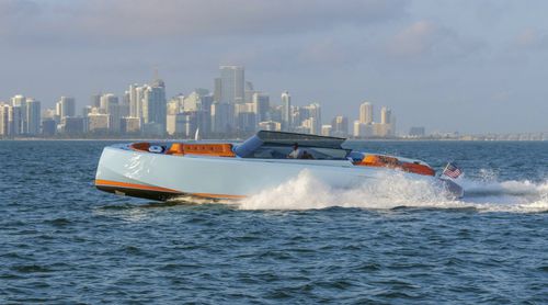 舷内快艇 - 50  - Vanquish Yachts - 双引擎 / 开放式 / 双控制台
