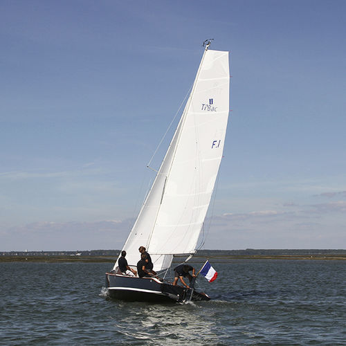 游览帆船 - TI’BAC - BÔ YACHTING / Bonnin-Bossuet - 经典式 / 帆船比赛 / 1舱