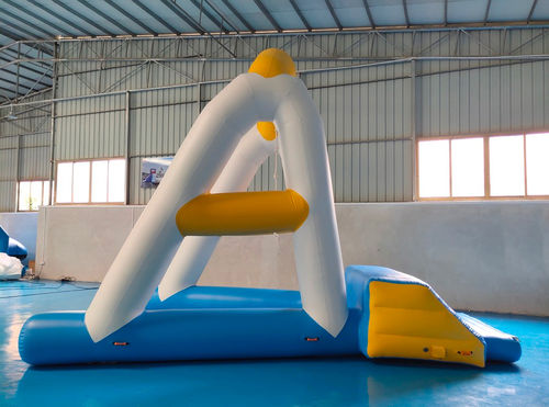秋千水上玩具 - ROPE SWING - Hydrofun LTD - 用于水上乐园 / 充气式