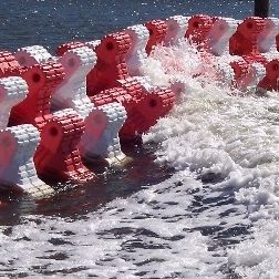 漂浮式防波堤 - Hydrofun LTD