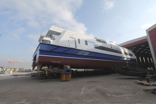 双体船载人渡轮 - GÜRSEL AKSEL - Ozata Shipyard