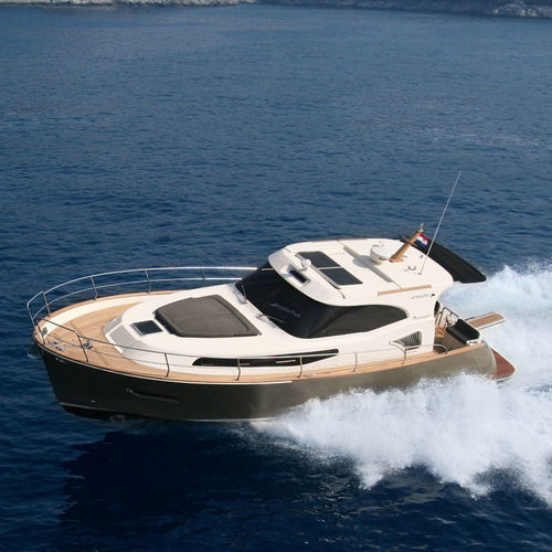 舷内快艇 - Pharos 43 - Monachus Yachts - 双引擎 / 硬顶 / IPS POD