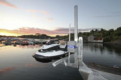 水上摩托车提升机 - PWC 1500  - IMM Quality Boat Lifts, Inc.